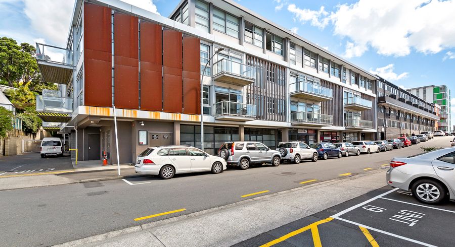  at E305/28 Torrens Terrace, Mount Cook, Wellington