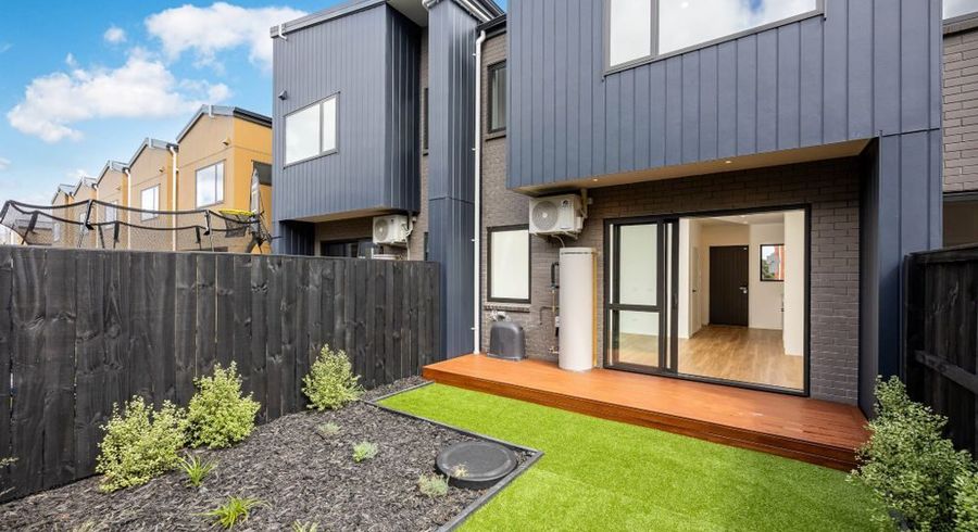  at 18 Rana Road, Flat Bush, Manukau City, Auckland