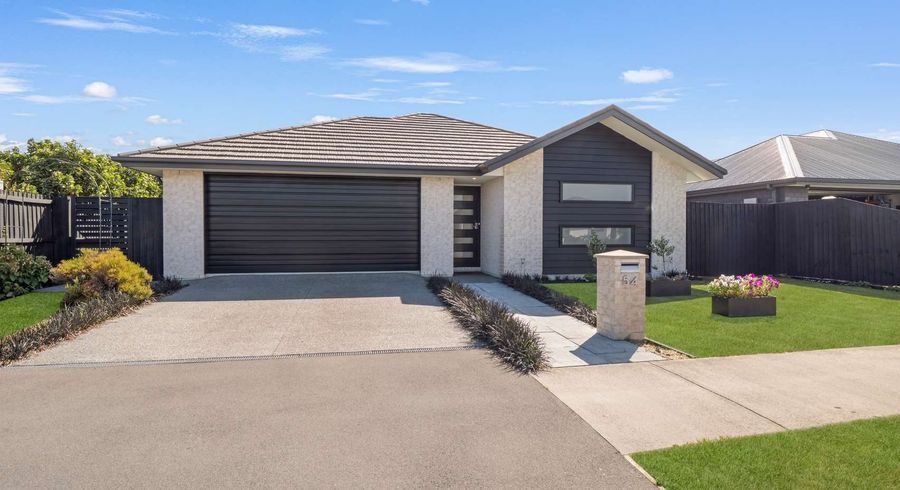  at 54 Vernon Drive, Lincoln, Lincoln