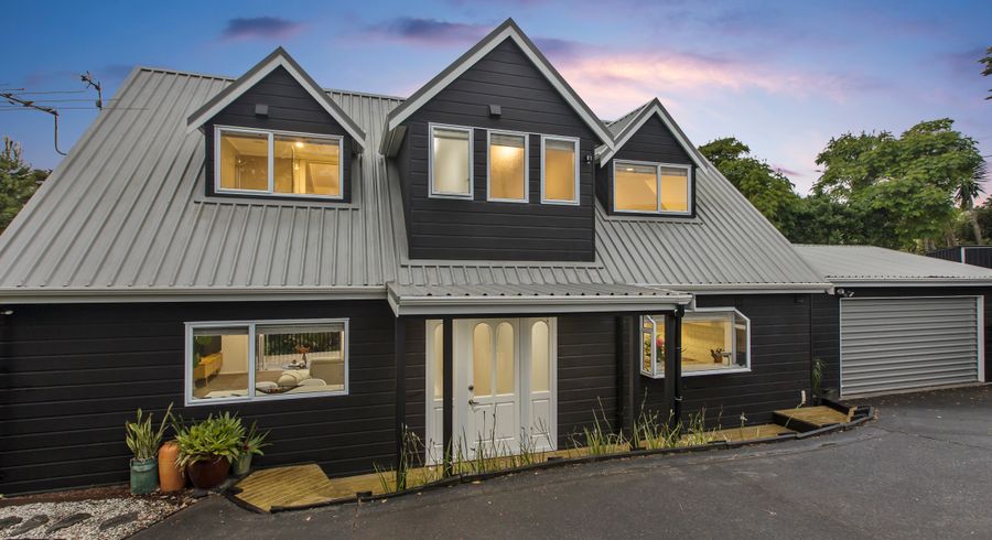  at 2 Bernard Magnus Lane, Greenhithe, Auckland