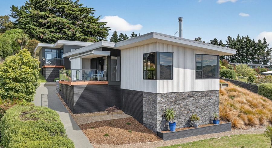  at 106 Bayview Road, Charteris Bay, Lyttelton