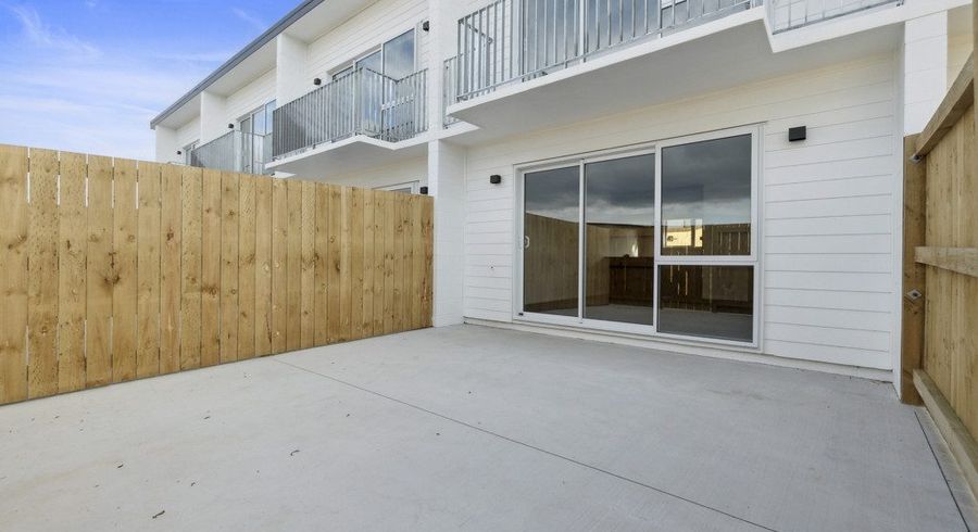  at 2/7 Fitzroy Street, Papatoetoe, Auckland