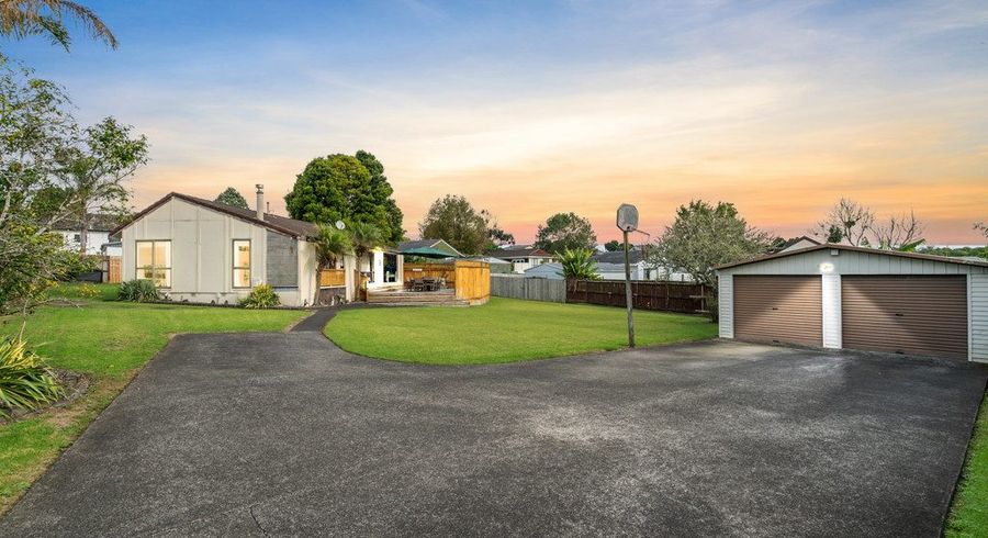  at 5 Aronia Way, Goodwood Heights, Auckland