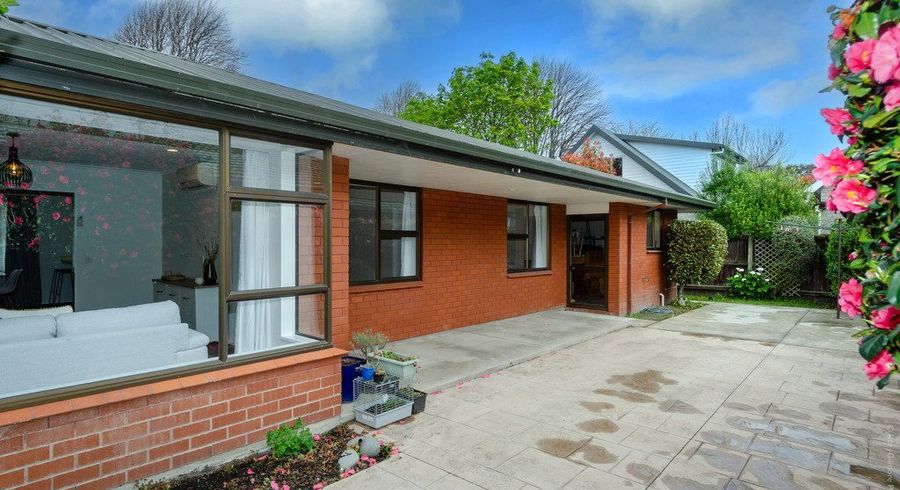  at 1/2 Thorrington Road, Cashmere, Christchurch