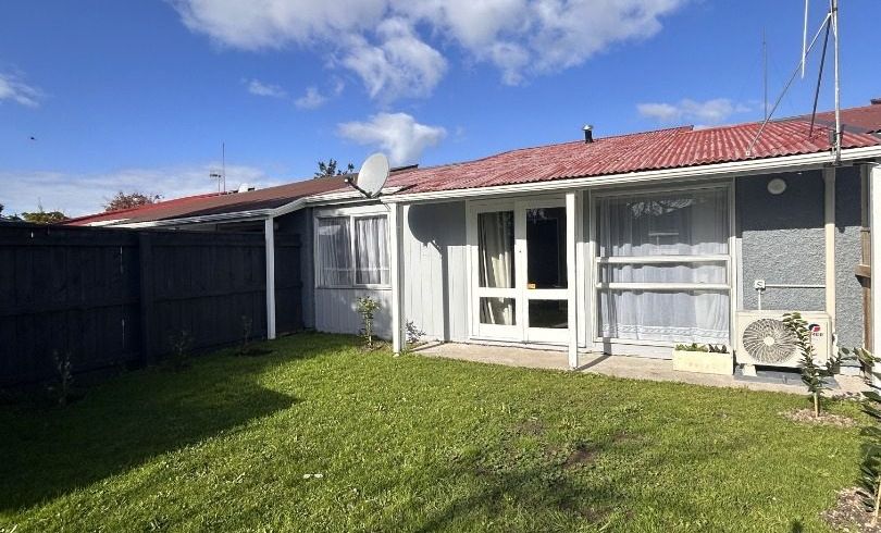  at 6 Westmere Place, Takaro, Palmerston North, Manawatu / Whanganui