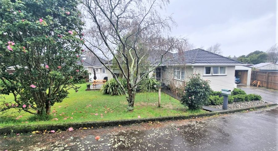 at 11 Prouse Grove, Silverstream, Upper Hutt, Wellington