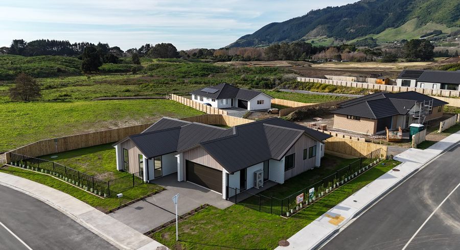  at 24 Kotuku Ngutupapa Way, Waikanae, Kapiti Coast, Wellington