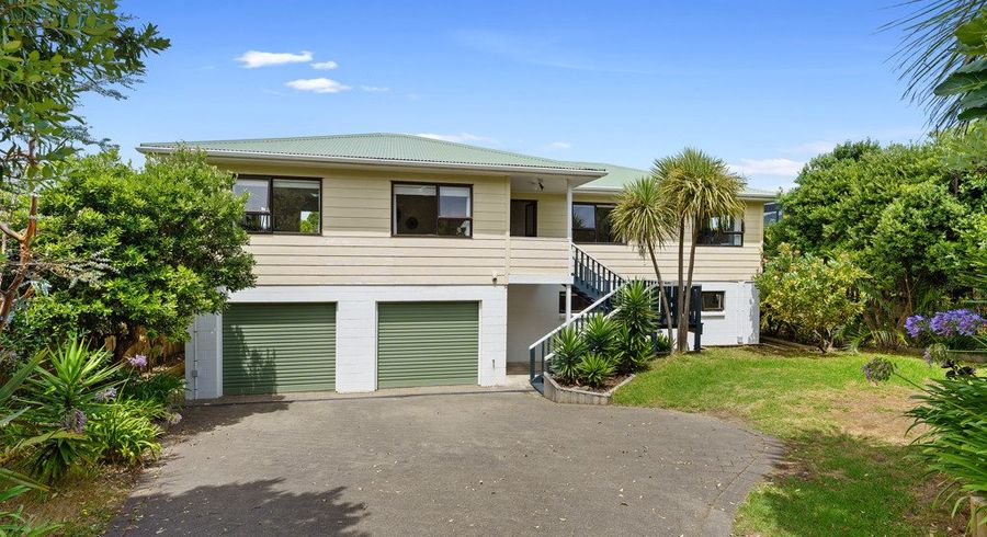  at 104 Tutere Street, Waikanae Beach, Waikanae