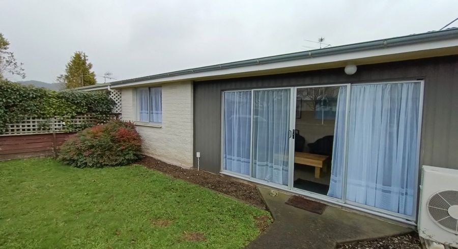  at 2/45 Royal St, Ebdentown, Upper Hutt, Wellington