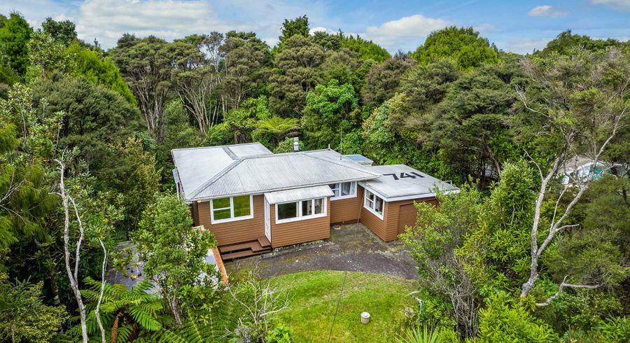  at 741 Scenic Drive, Henderson Valley, Auckland