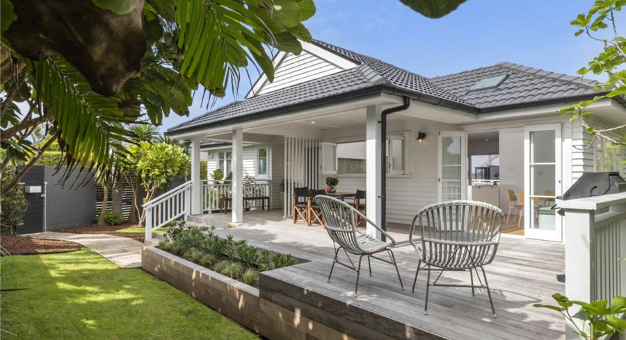  at 18 Kitchener Road, Takapuna, Auckland