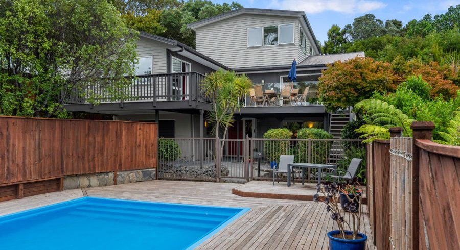  at 7 Barton Street East, Blockhouse Bay, Auckland City, Auckland