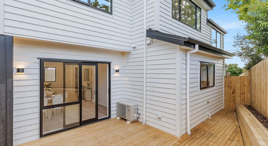 at 49A Vera Road, Te Atatu South, Waitakere City, Auckland