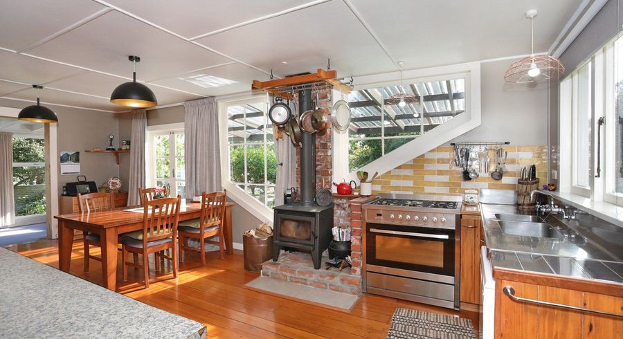  at 6 Edwards Street, Feilding