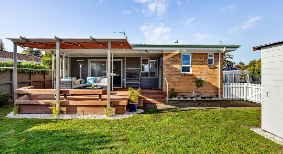  at 32 Sandwich Road, Saint Andrews, Hamilton, Waikato
