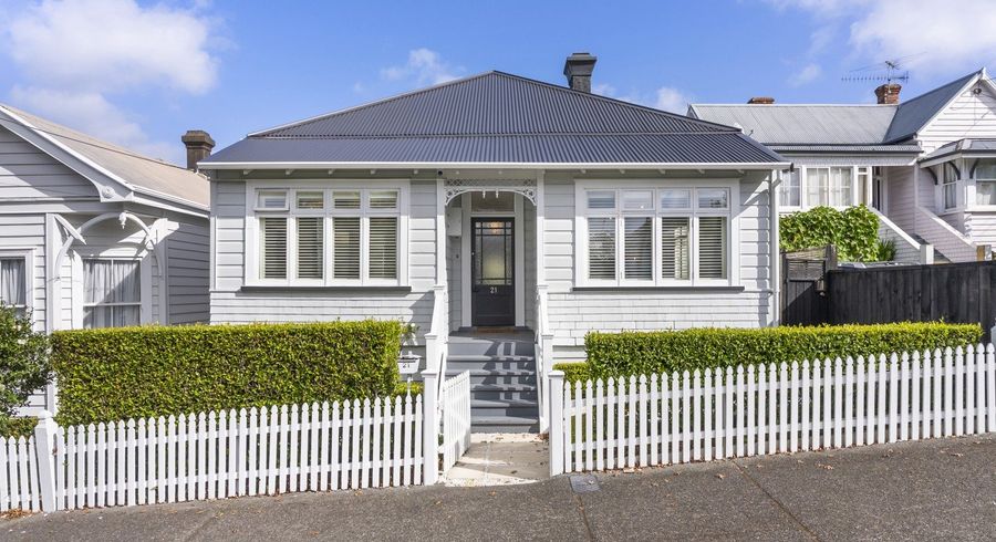  at 21 Carlton Gore Road, Grafton, Auckland City, Auckland