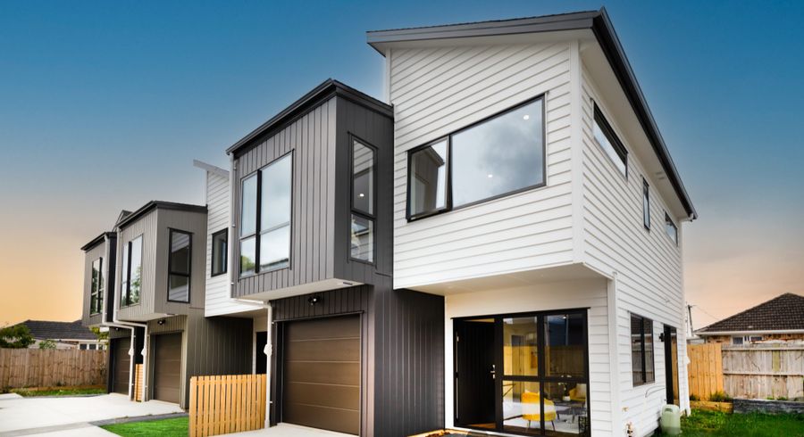  at 14 Serjeant Street, Henderson, Waitakere City, Auckland