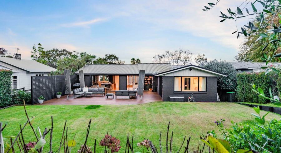  at 17 Sierra Street, Glendowie, Auckland City, Auckland