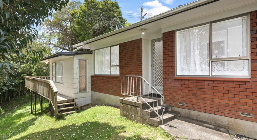  at 11B Lancelot Place, Glenfield, North Shore City, Auckland