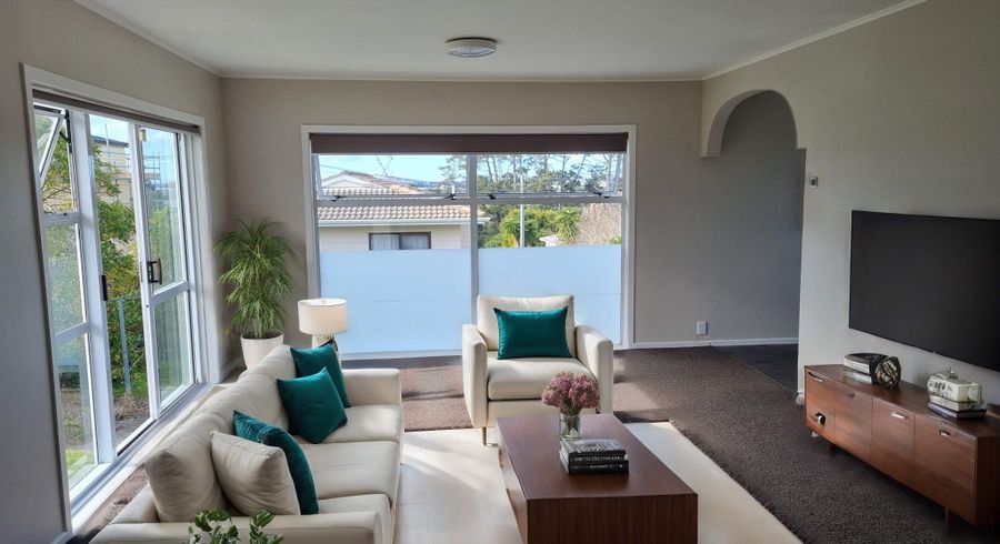  at 7 Crystal Ave, Glendene, Waitakere City, Auckland