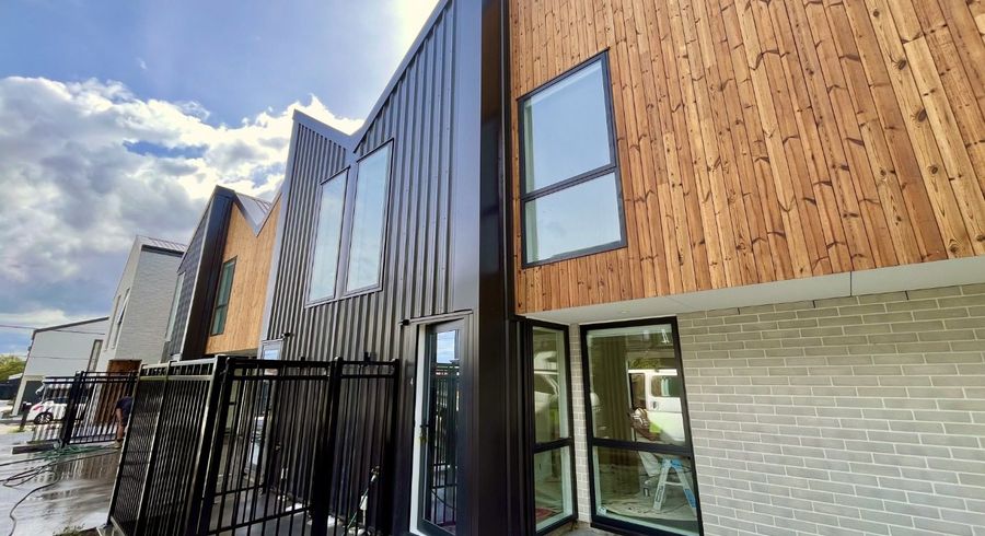  at 4/9 Chatham Street, Addington, Christchurch