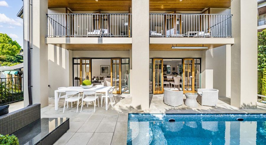  at 19 Maui Grove, Remuera, Auckland