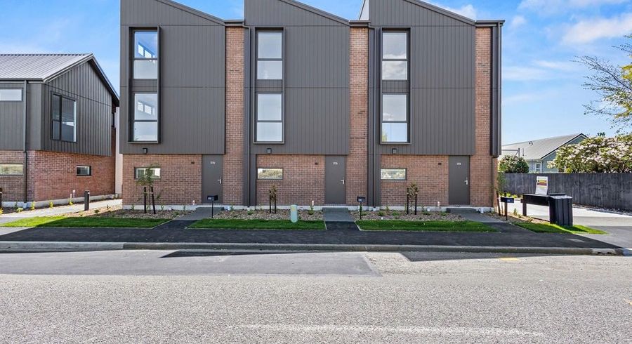  at 2/226 Blenheim Road, Riccarton, Christchurch City, Canterbury