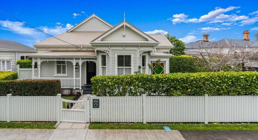  at 2 Ewen Alison Avenue, Devonport, Auckland
