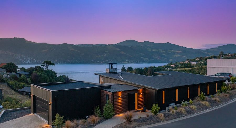  at 92 Mission Cove, Company Bay, Dunedin