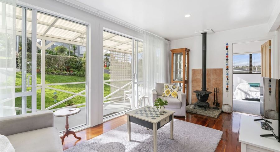  at 27 Langton Road, Stanmore Bay, Whangaparaoa
