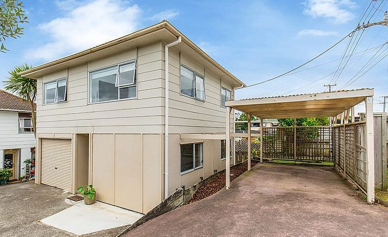  at 1/52 Arran Road, Browns Bay, North Shore City, Auckland