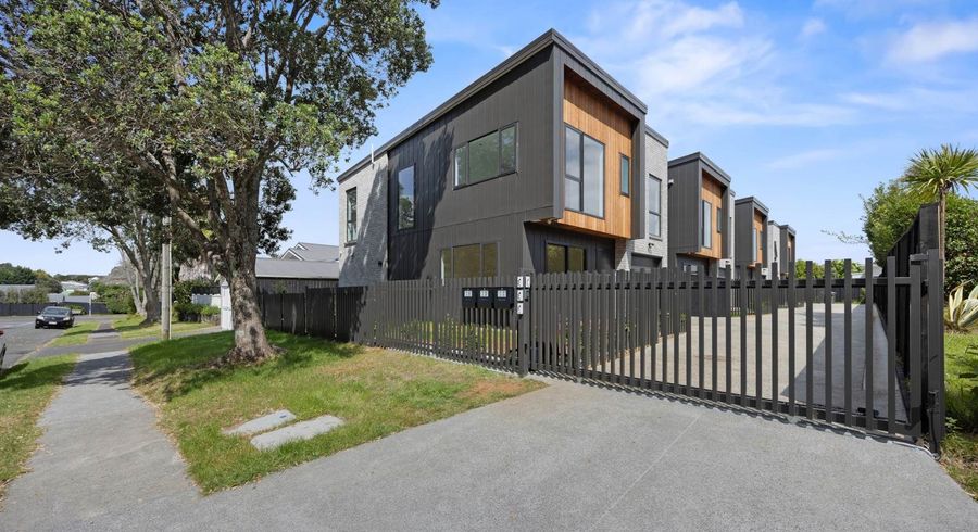  at 2 Hollywood Avenue, Epsom, Auckland City, Auckland