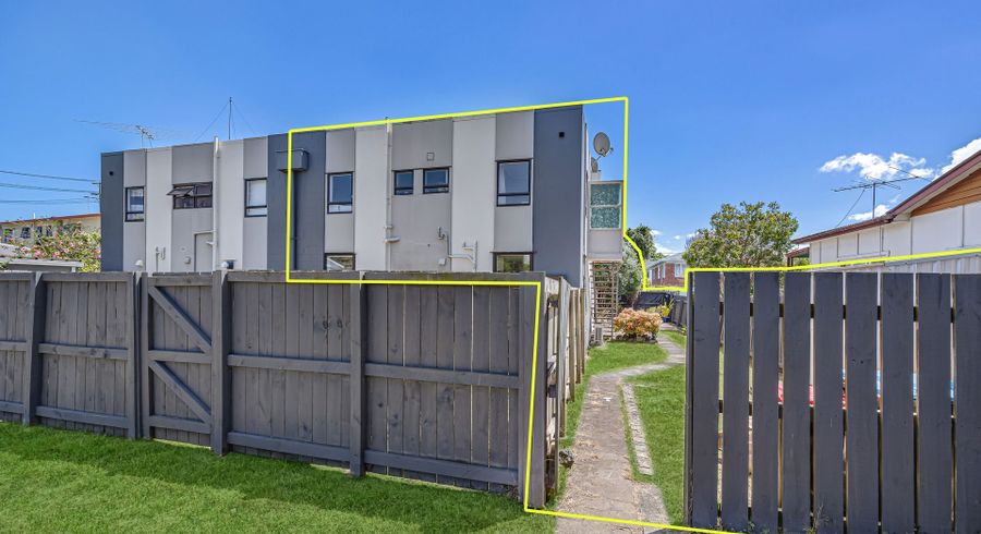  at 11/56 Ferndale Road, Mount Wellington, Auckland City, Auckland