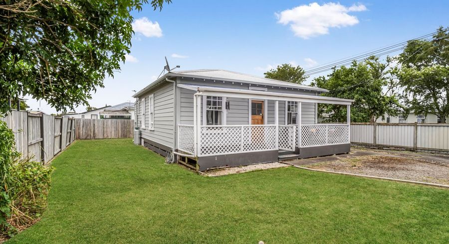  at 13 Carlise Street, Milson, Palmerston North, Manawatu / Whanganui