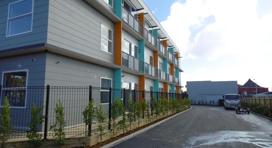  at 102/19 Charles St, Papatoetoe, Manukau City, Auckland