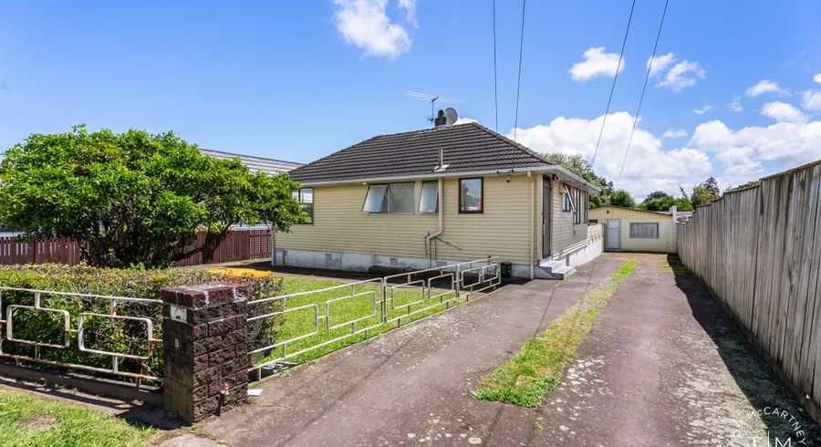  at 5 Hutt Road, Manurewa, Auckland