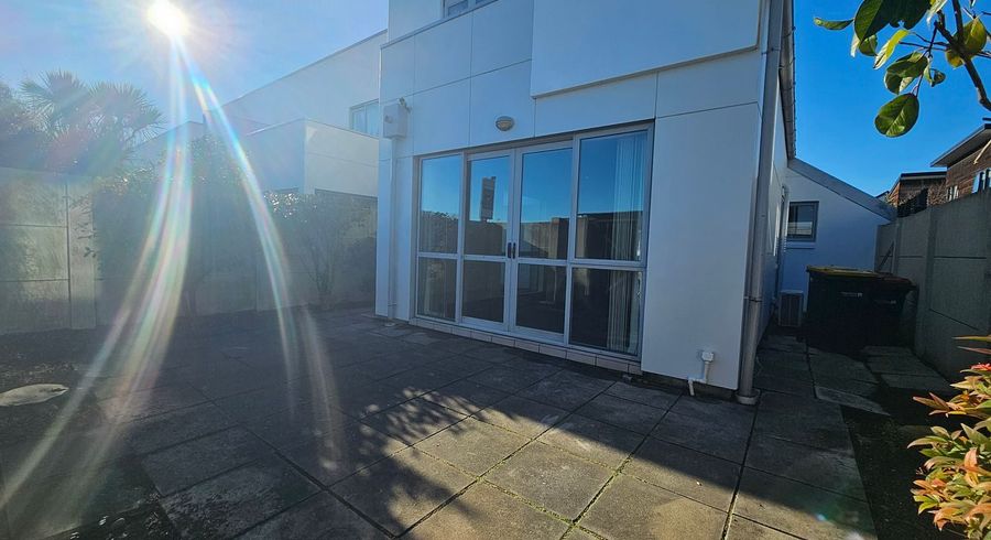  at 140J Sherborne Street, St. Albans, Christchurch City, Canterbury