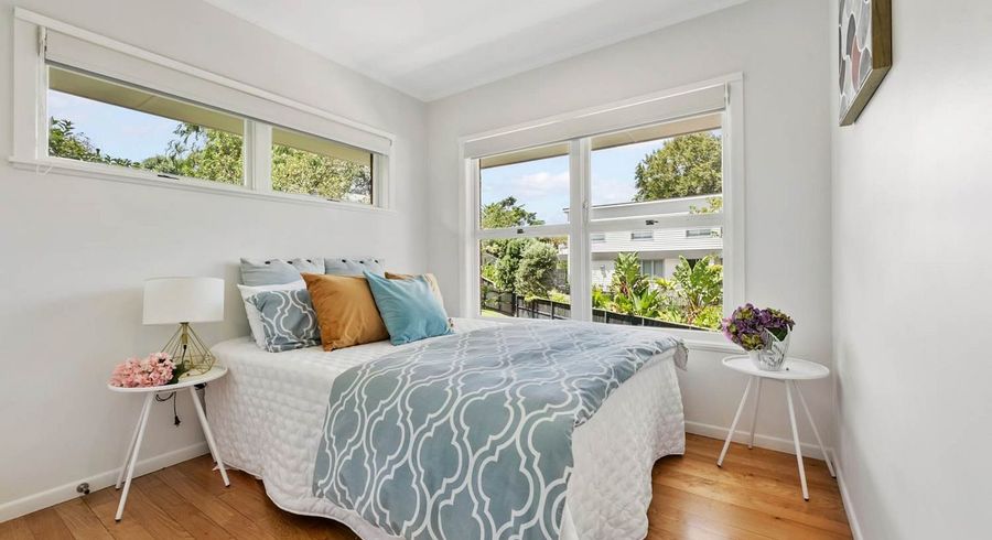  at 2/30 Hororata Road, Hauraki, North Shore City, Auckland