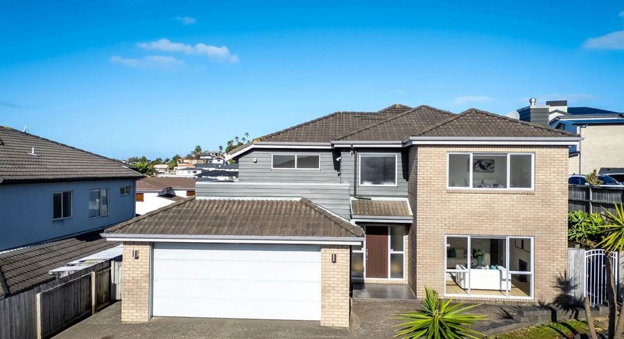  at 98 Medallion Drive, Albany, North Shore City, Auckland