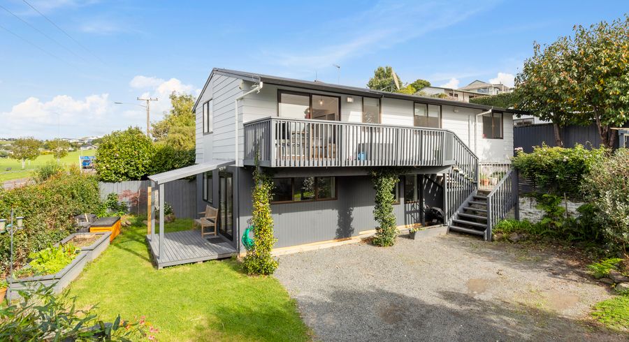  at 2/46 Kaitemako Road, Welcome Bay, Tauranga