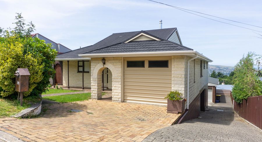  at 6A Granville Terrace, Belleknowes, Dunedin