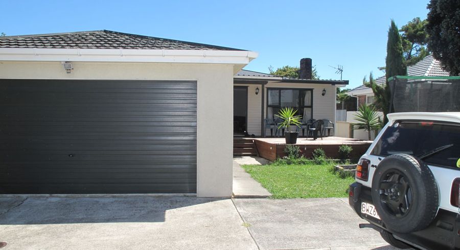  at 233 Puhinui Road, Papatoetoe, Auckland