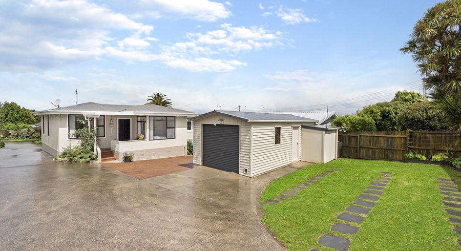  at 44 Evans Road, Weymouth, Auckland