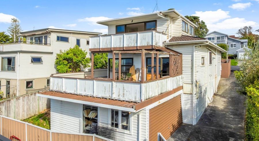  at 1/45 Rangitoto Terrace, Milford, North Shore City, Auckland