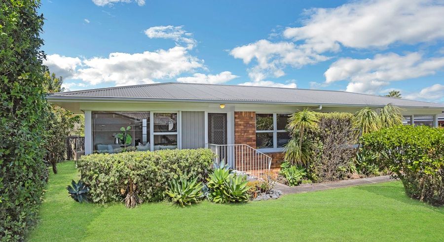  at 1/ 22 Evelyn Place, Hillcrest, North Shore City, Auckland