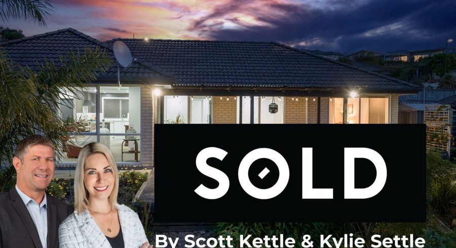  at 3 Fendalton Place, Hatfields Beach, Orewa