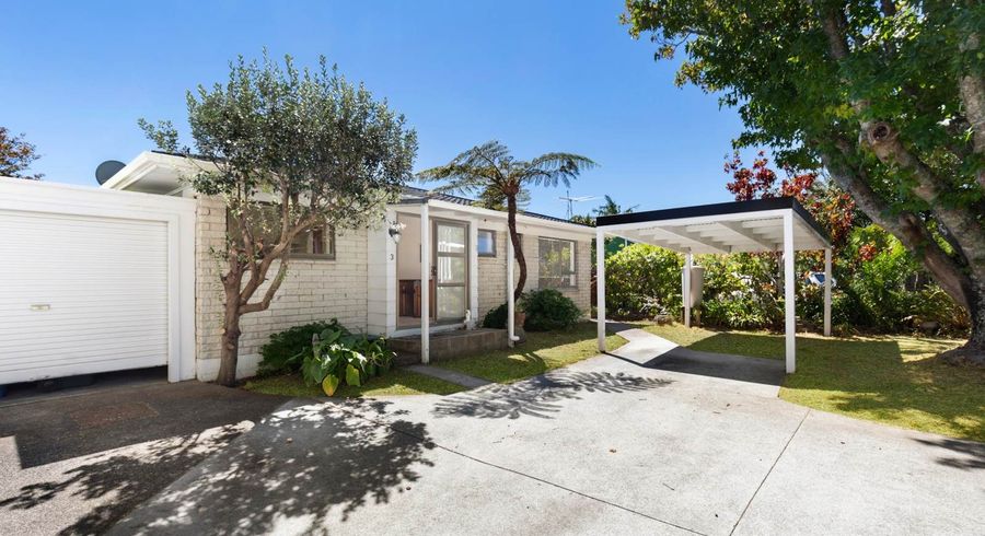  at 3/20 Westwell Road, Belmont, Auckland