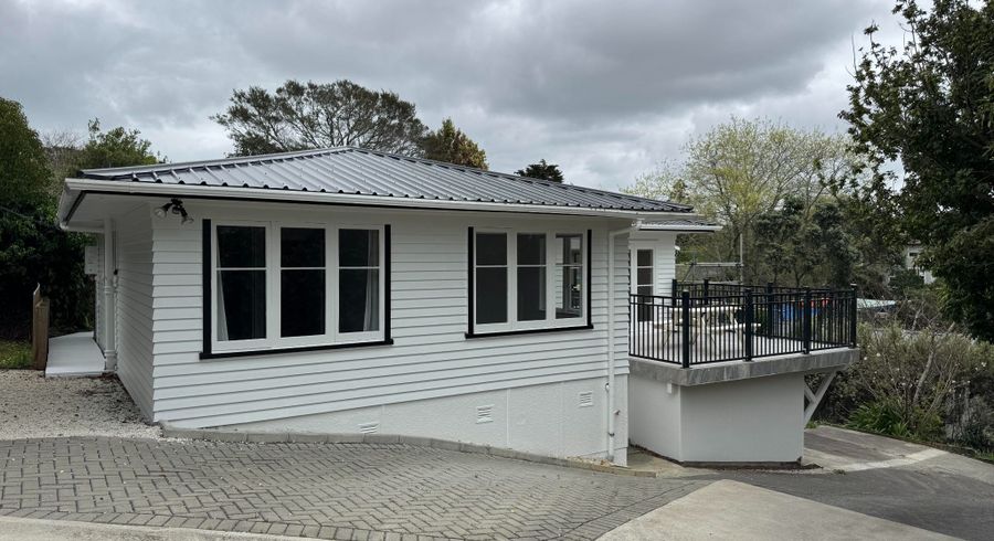  at 1/14 Woodside Avenue, Northcote, North Shore City, Auckland