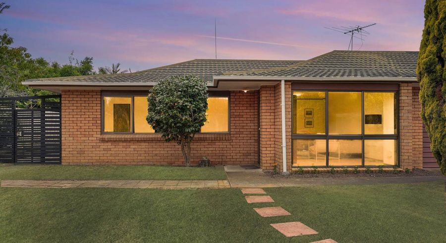  at 64B Sunderlands Road, Half Moon Bay, Manukau City, Auckland