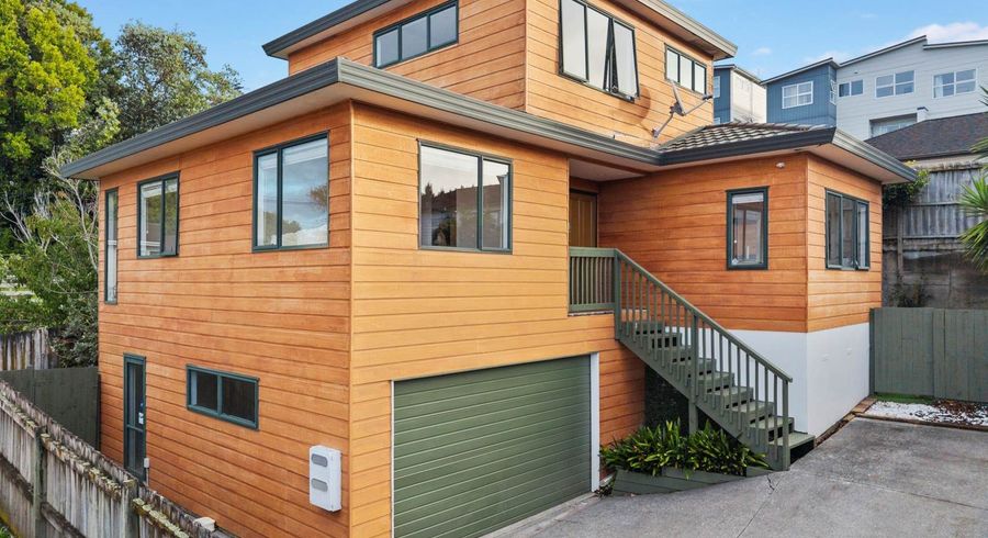  at 3/6 Woodall Place, Totara Vale, North Shore City, Auckland